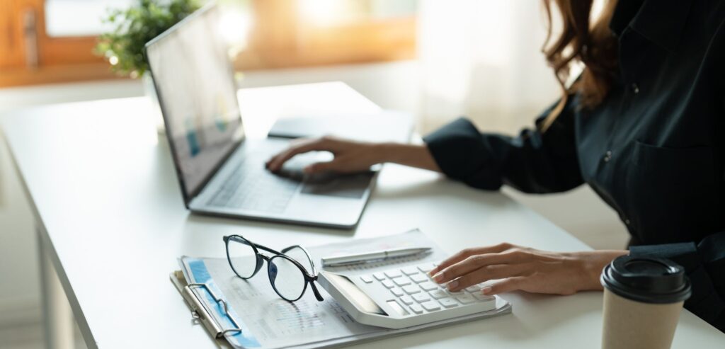 Women Make Best Financial